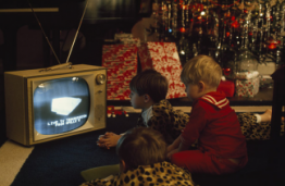 Kaip televizija ir internetas Kalėdiniu laikotarpiu mums padeda būti geresniais?