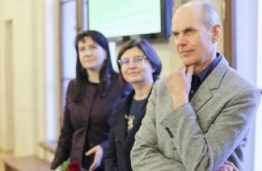 Archeologui Mindaugui Bertašiui įteikta Kauno miesto savivaldybės mokslininko premija