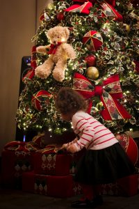 Stresas dėl kalėdinių dovanų: 6 ekspertų patarimai apie vaikų norų pildymą